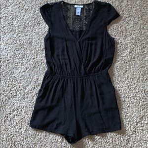 Short sleeve Romper